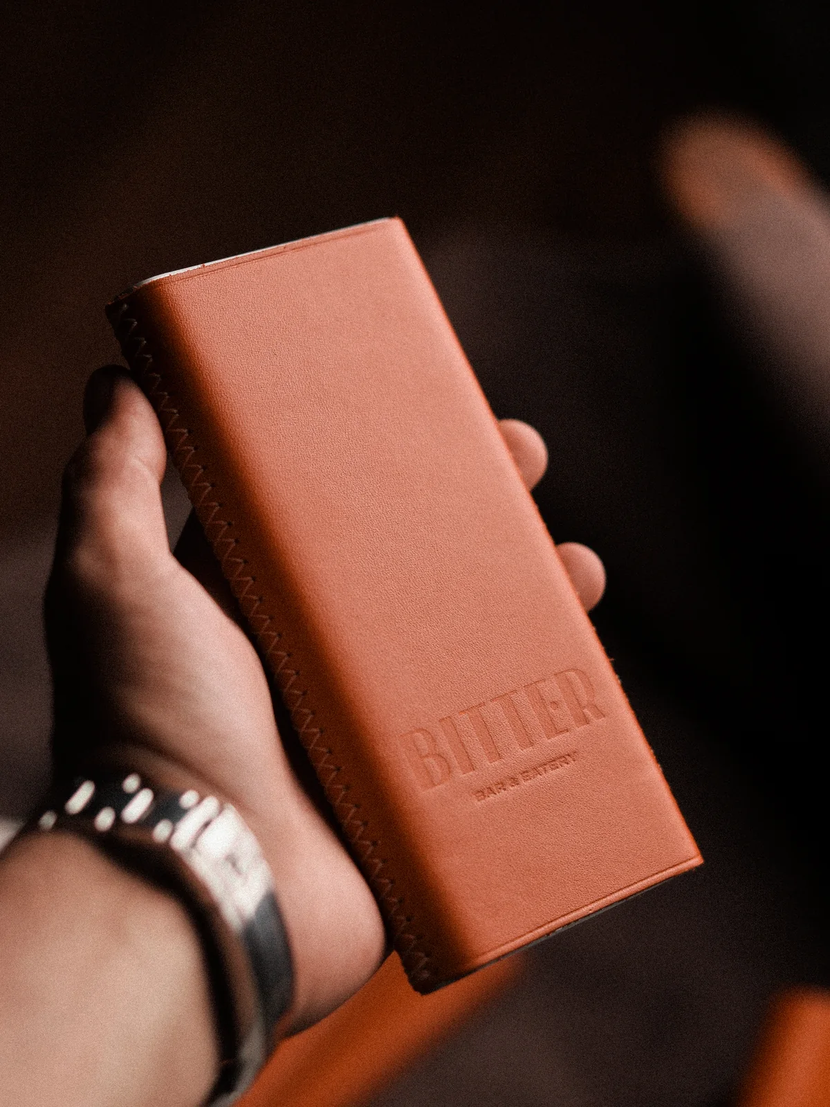 Bitter üçün dəri üzlüklü powerbanklar